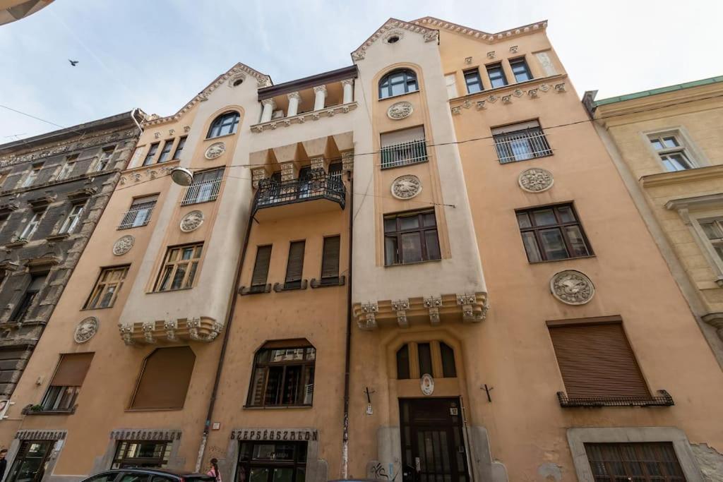 Art Nouveau Apartment Budapest Exterior photo
